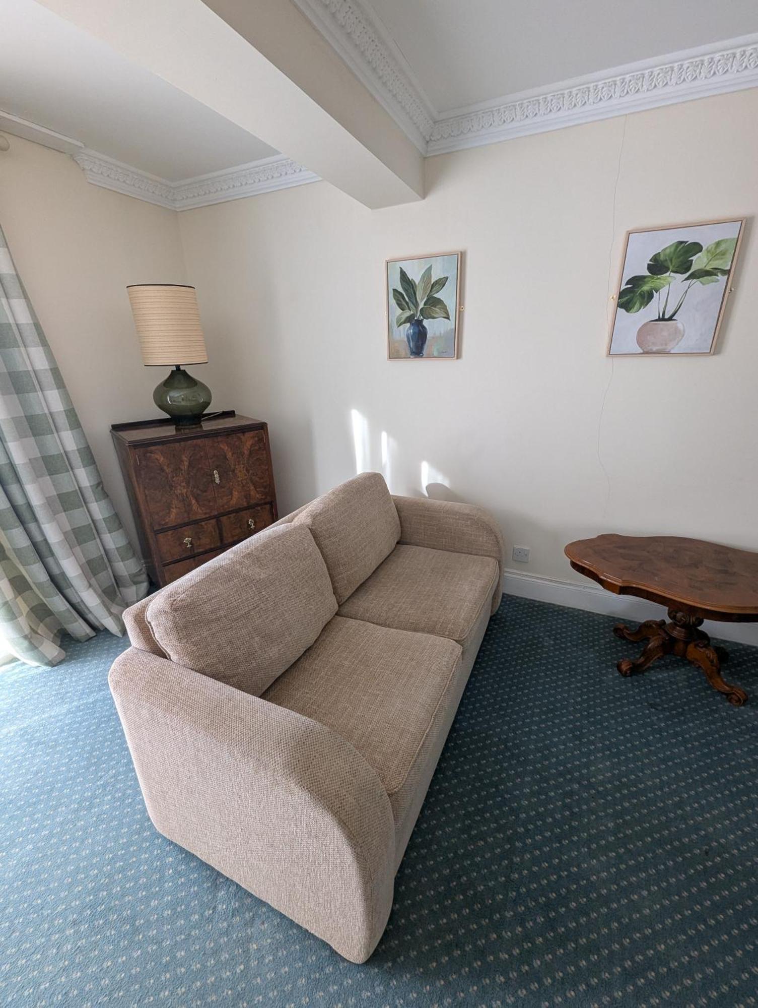 The Walnut Tree Hotel Бриджуотър Екстериор снимка